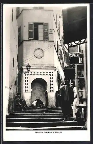 AK Algiers, A Street