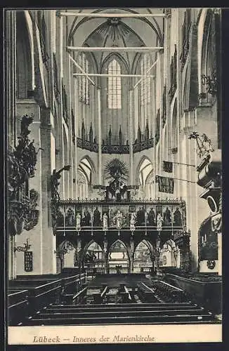 AK Lübeck, Innenansicht der Marienkirche