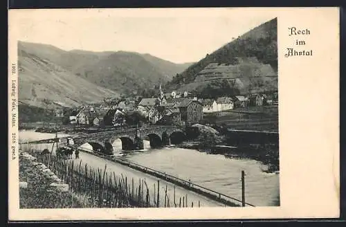 AK Rech / Ahr, Ortsansicht mit Kirche und Bogenbrücke