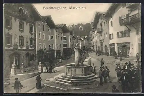 AK Berchtesgaden, Marktplatz mit Brunnen