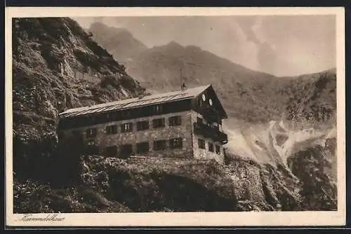 AK Karwendelhaus, Berghütte mit Umgebung