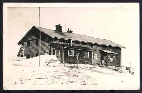 AK Wetterkogler Haus, Berghütte im Winter
