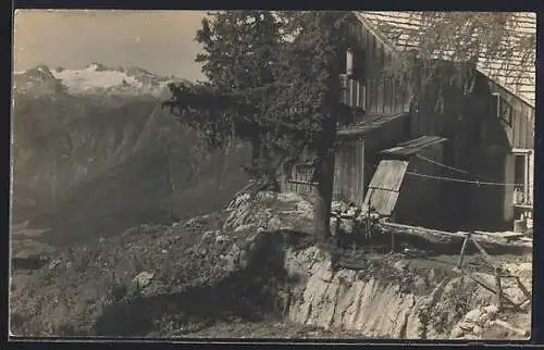 AK Loserhütte /Altaussee, Teilansicht mit Bergblick