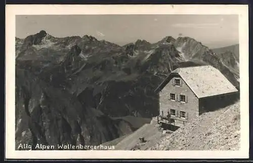 AK Wallenbergerhaus, Berghütte mit Allgäuer Alpen aus der Vogelschau