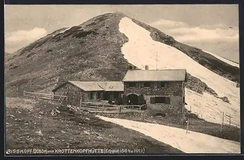 AK Krottenkopfhütte, Berghütte mit Risskopf