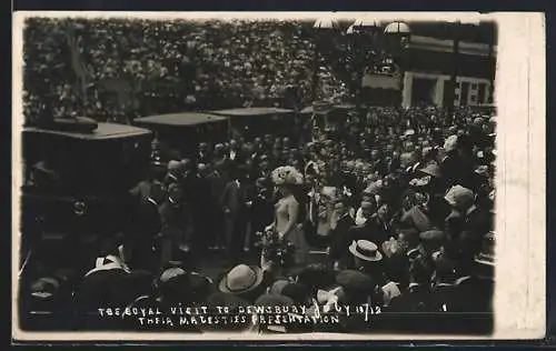 AK Dewsbury, The Royal visit 1912, Their Majesties von England Presentation