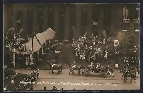 AK Leeds, Arrival of the King and Quen von England at Town Hall 1908