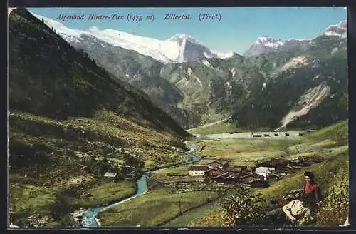 AK Hinter-Tux i. Zillertal, Ortspanorama mit Gebirge