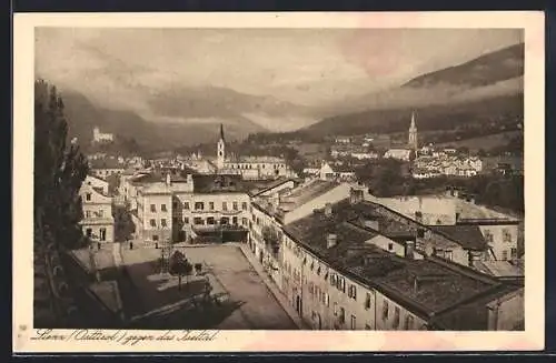 AK Lienz /Osttirol, Teilansicht mit Strassenpartie gegen das Iseltal