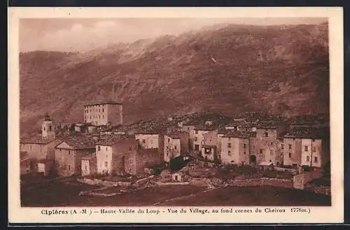 AK Cipières /A.-M., Haute-Vallée du Loup, Vue du Village, au fond cimes du Cheiron