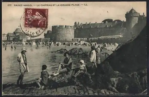 AK Saint-Malo, Le Château et la Grande Plage
