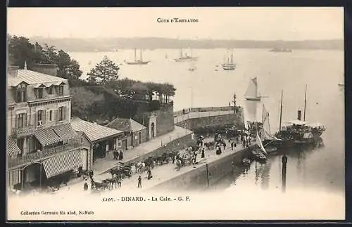 AK Dinard, La Cale, Côte d`Émeraude mit Segelschiffen und Hafenansicht