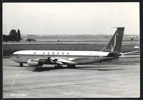 Fotografie Flugzeug Boeing 707, Passagierflugzeug der Sabena