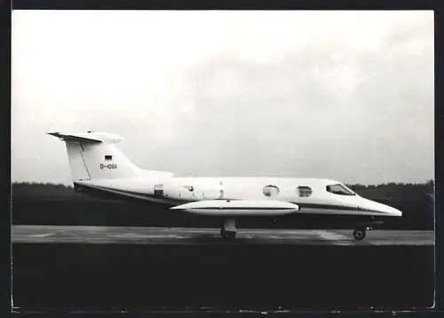 Fotografie Flugzeug, Niederdecker Jetflugzeug Kennung D-IOGI