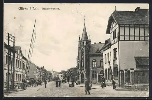 AK Güsten / Anhalt, Partie in der Bahnhofstrasse