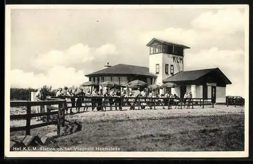 AK Haamstede, Het K. L. M. Station op het Vliegveld, Flughafen