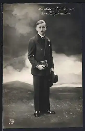 AK Junge mit Bibel zu seiner Konfirmation