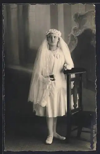 Foto-AK Mädchen zu ihrer Kommunion