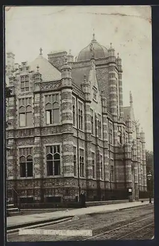 AK Darlington, Technical Institute