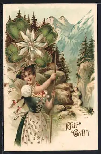 AK Frau in Tracht beim Bergsteigen mit Edelweiss und Kleeblatt