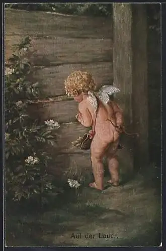 AK Amor schaut durch einen Schlitz im Zaun, Auf der Lauer