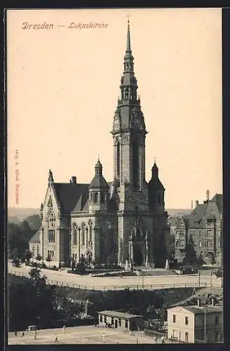 AK Dresden-Plauen, Lukaskirche mit Tennisplatz