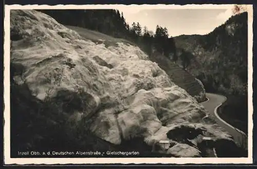 AK Inzell /Obb., Gletschergarten mit Strassenpartie