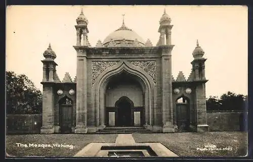AK Woking, The Mosque