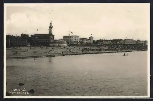 AK Warnemünde, Ortsansicht mit Leuchtturm