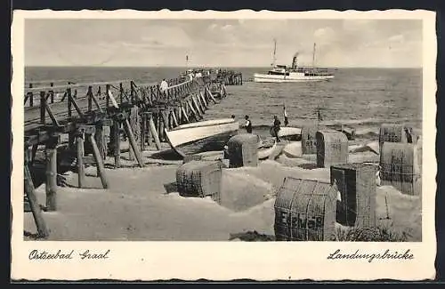 AK Graal, Dampfer an der Landungsbrücke
