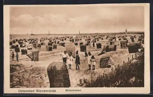 AK Warnemünde, Teilansicht des Strandes mit Besuchern