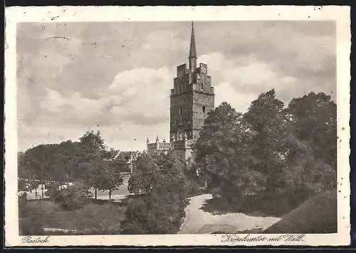 AK Rostock, Kröpelinertor mit Wall