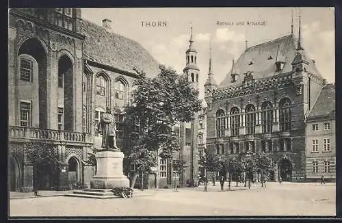 AK Thorn, Rathaus und Artushof