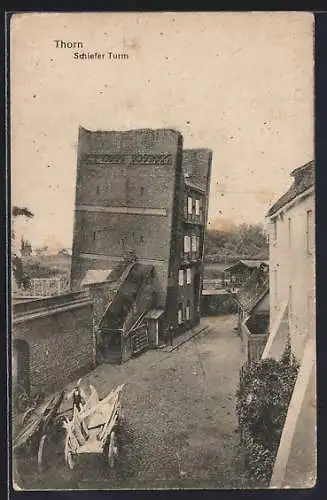 AK Thorn, Schiefer Turm