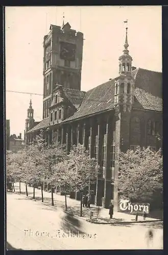 AK Thorn, Strassenpartie mit Rathaus