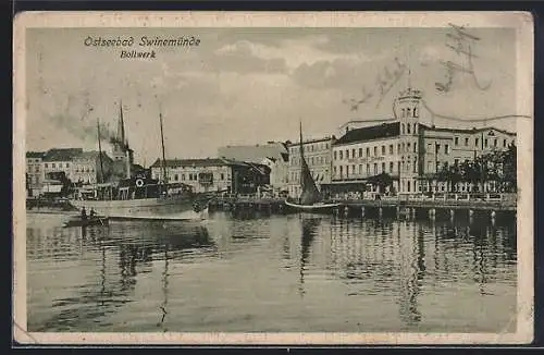 AK Swinemünde, Ostseebad, Bollwerk mit Dampfer