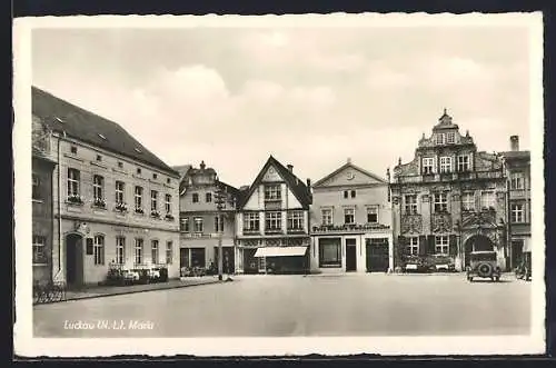AK Luckau (N.-L.), Gasthaus zum weissen Ross am Markt