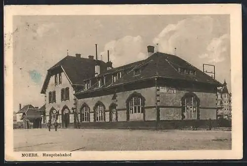 AK Moers, Hauptbahnhof mit Strassenpartie