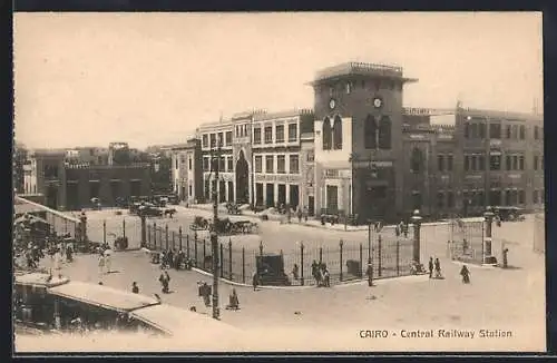 AK Cairo, Central Railway Station, La gare centrale, Bahnhof, Pferdekutschen