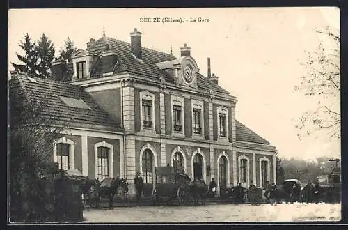 AK Decize /Nièvre, La Gare, Bahnhof