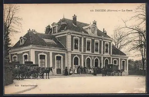 AK Decize /Nièvre, La Gare, Bahnhof