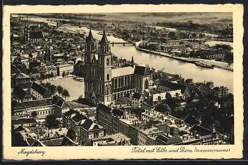 AK Magdeburg, Totalansicht mit Elbe und Dom, Fliegeraufnahme