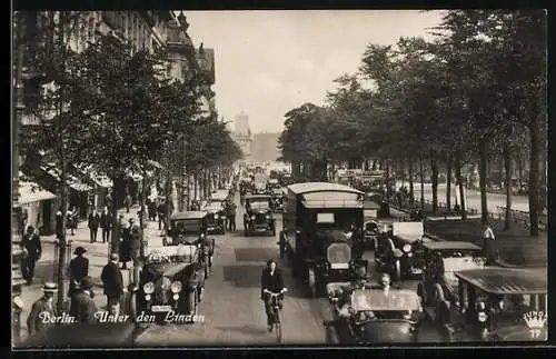 AK Berlin, Strasse Unter den Linden