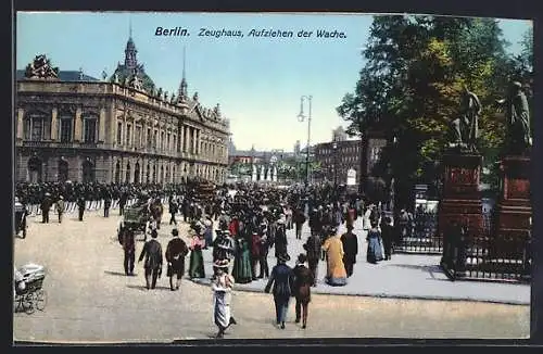 AK Berlin, Unter den Linden mit Zeughaus
