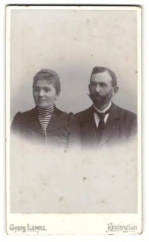 Fotografie Georg Lorenz, Krotoschin, Fürstenstrasse 30, Porträt eines Paares