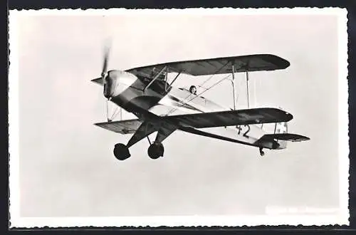 AK Flugzeug Bücker 131 Jungmann im Flug