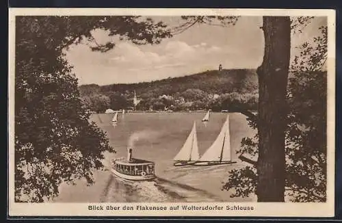 AK Woltersdorf / Mark, Woltersdorfer Schleuse, Blick über den Flakensee