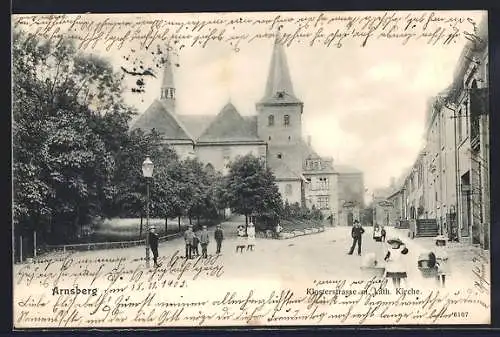 AK Arnsberg / Westf., Klosterstrasse mit katholischer Kirche
