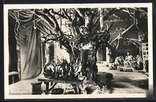AK Ettal, Schloss Hundinghütte mit altem Baum und Geweihen