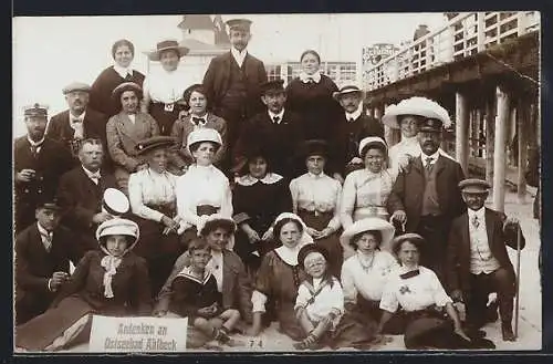 Foto-AK Ahlbeck / Ostseebad, Gruppenfoto von Gästen des Ostseebads